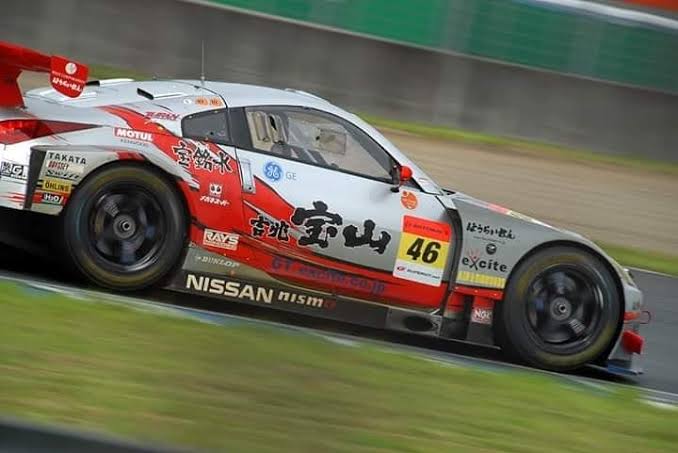 Race-used Super GT 18x10.5J NISMO LMGT4 MAG CENTERLOCK wheels (no cracks)